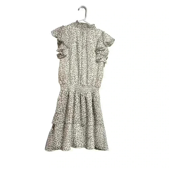 Chic Animal Print Mini Dress with Flutter Sleeves - Picture 5 of 6